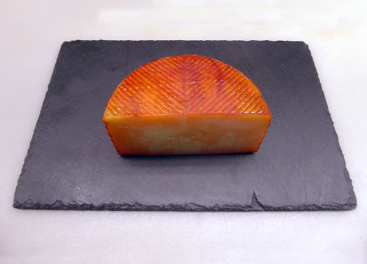 Sheep cheese cured with paprika